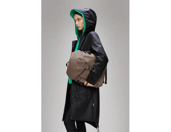 MOCHILA RAINS VALERA BUCKET BACKPACK W3