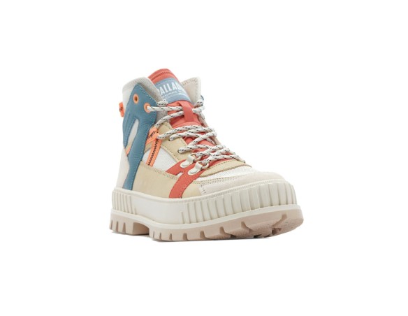 BOTAS PALLADIUM PALLASHOCK OUTCITY ALMOND MILK 